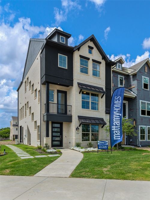 2233 Fort Bliss St, Mesquite, TX, 75149-3117 | Card Image