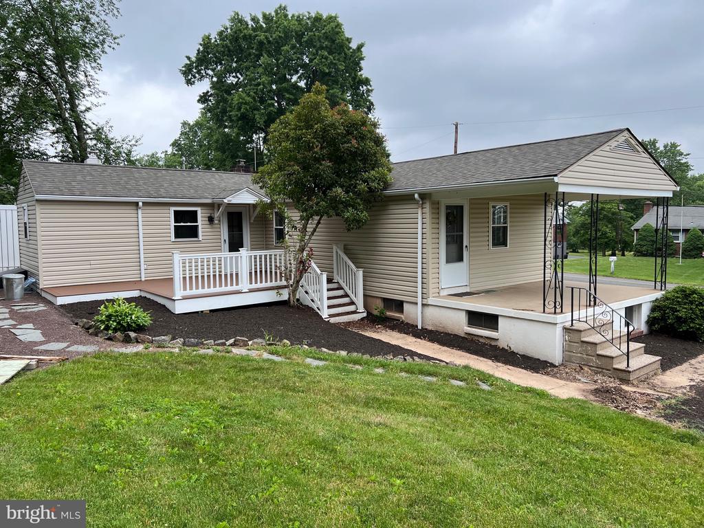 Mock Rd, Pottstown, PA 19464