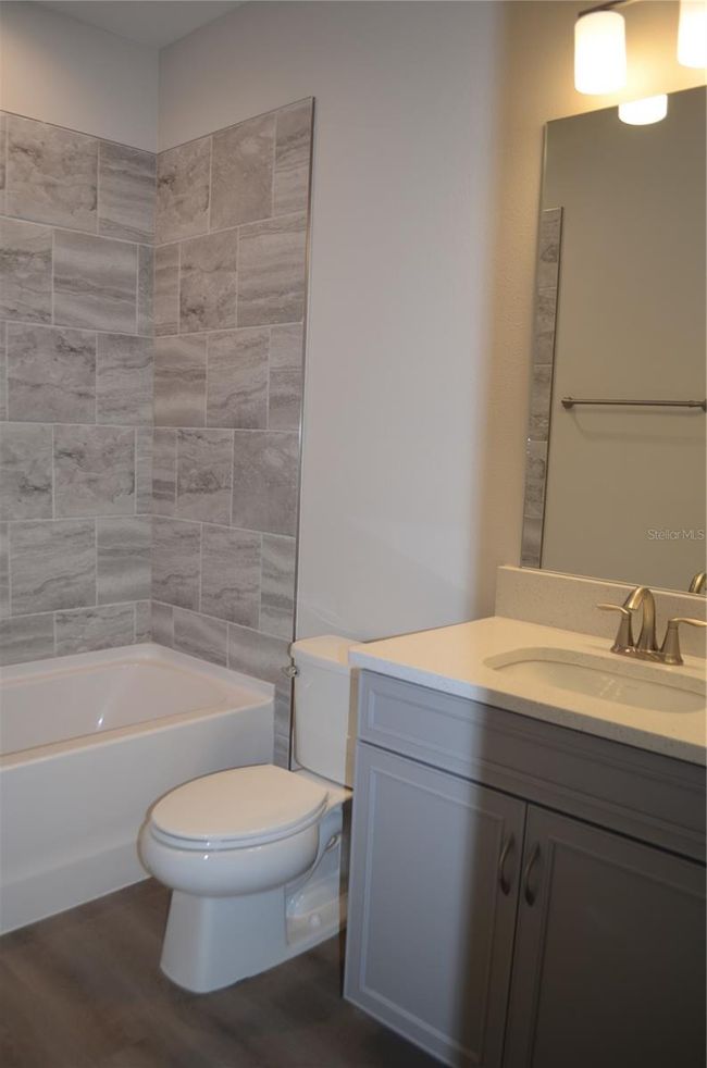 Bathroom 4 | Image 14