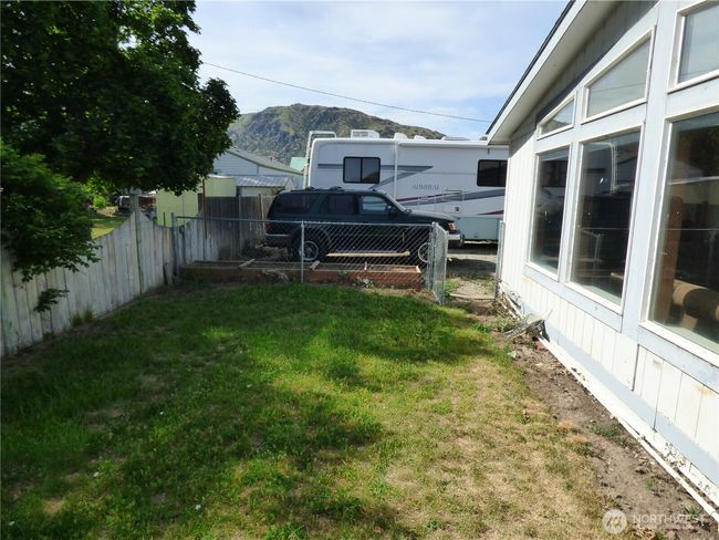 106 Indian Ave E, House other with 3 bedrooms, 2 bathrooms and null parking in Brewster WA | Image 23