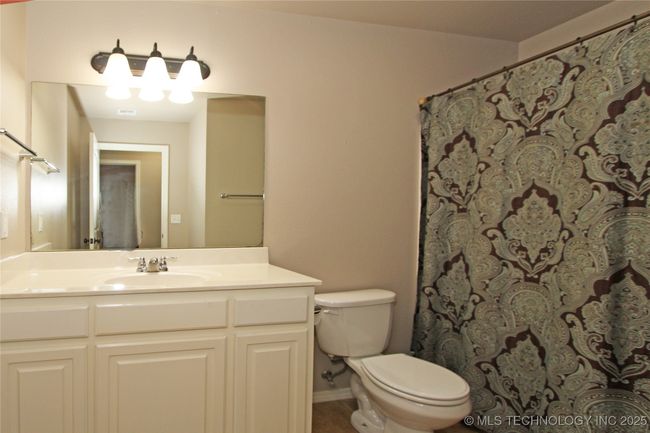 4520 S 204 Th East Ave, House other with 4 bedrooms, 2 bathrooms and null parking in Broken Arrow OK | Image 18