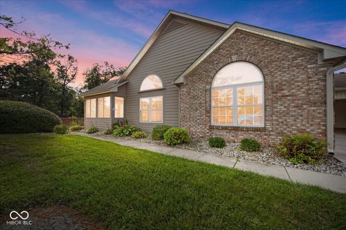 2392 Steeple Chase, Shelbyville, IN, 46176-8867 | Card Image