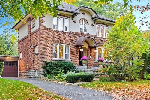 202 Dinnick Cres, Toronto, ON, M4N1M3 | Card Image