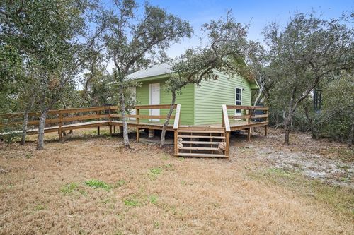 652 Rabbit Run Rd, Aransas Pass, TX, 78336-3009 | Card Image