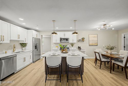 1657 W 2nd St, Mesa, AZ, 85201-6101 | Card Image