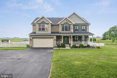 665 Bairs Rd, YORK, PA, 17408-8818 | Card Image
