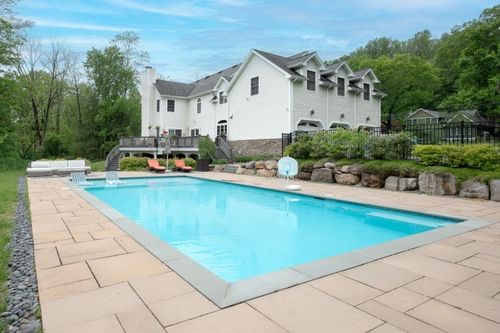 146 Mountainside Rd, Mendham, NJ, 07945-1718 | Card Image