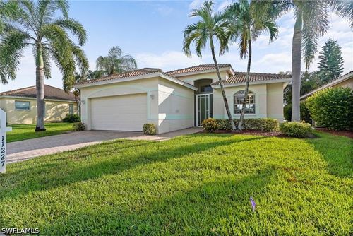 11227 Lakeland Cir, FORT MYERS, FL, 33913-6924 | Card Image
