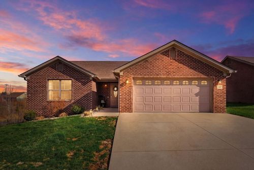 307 Wyldwood Way, Berea, KY, 40403-8109 | Card Image