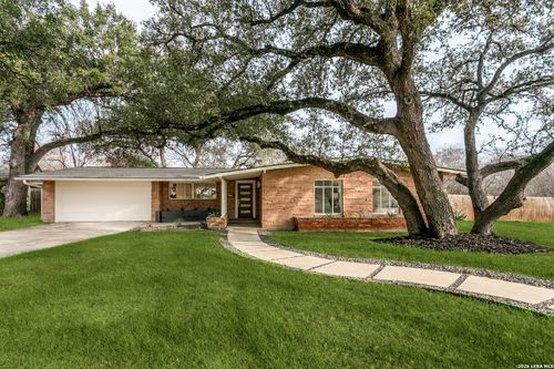 527 Burnside Dr, San Antonio, TX, 78209-2954 | Card Image