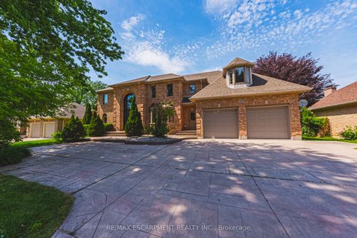 399 Golf Links Road, Hamilton, ON, L9G4G6 | Card Image
