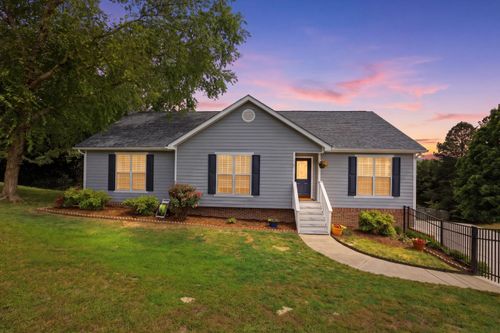 808 Brookcrest Ln, Hixson, TN, 37343-6207 | Card Image