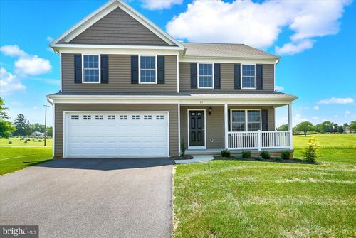 75 Bennington Way, CARLISLE, PA, 17013-1704 | Card Image