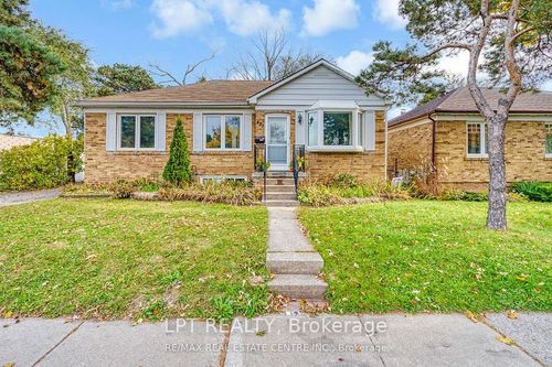 421 St Augustine Dr, Oakville, ON, L6K3G1 | Card Image