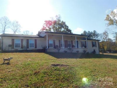 3379 Deerbrook Road, House other with 3 bedrooms, 2 bathrooms and null parking in Lenoir NC | Image 2