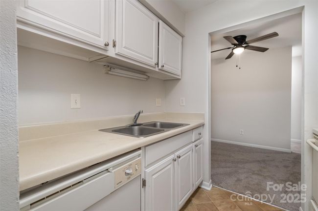 APT-7 - 133 Orchard Trace Ln, Condo with 3 bedrooms, 2 bathrooms and null parking in Charlotte NC | Image 6