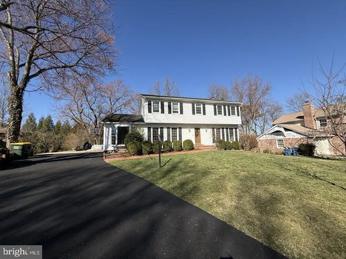 1744 Lockerbie Ln, VIENNA, VA, 22182-2134 | Card Image