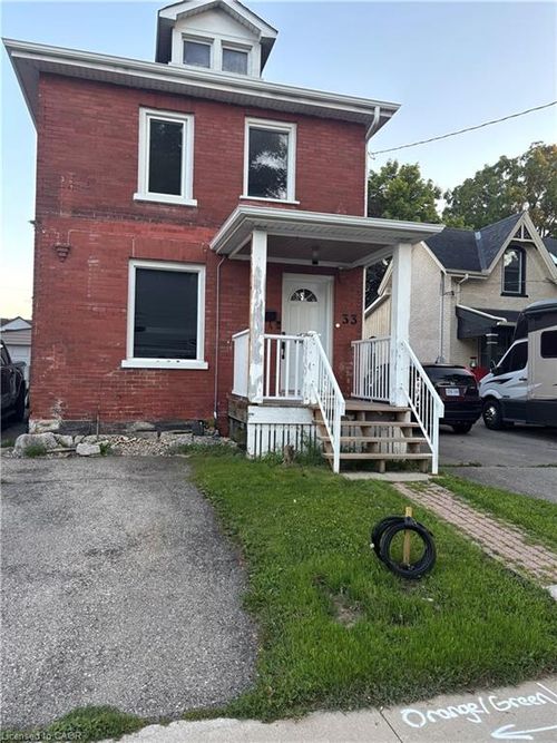 upper-33 Rich Ave, Cambridge, ON, N1R2A4 | Card Image