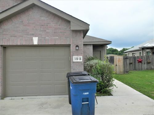 a-331 Oelkers Dr, New Braunfels, TX, 78130-2071 | Card Image
