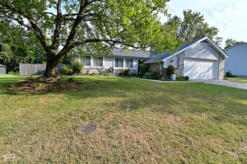 5846 Lakeland Dr, Indianapolis, IN, 46220-4168 | Card Image
