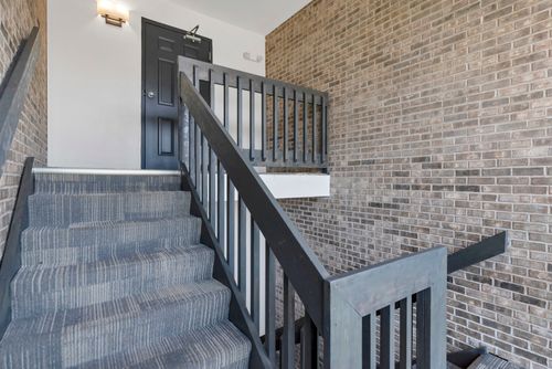 apt-h10-1444 Stonebridge Cir, Wheaton, IL, 60189-7190 | Card Image