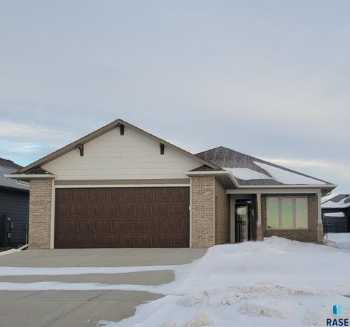 5408 E 65th St Street, Sioux Falls, SD, 57108 | Card Image