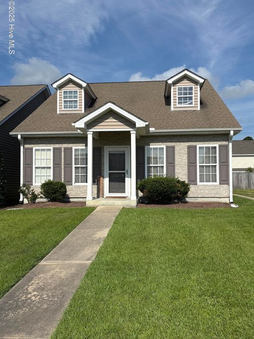 b-2220 Brookville Dr, Greenville, NC, 27834-8746 | Card Image