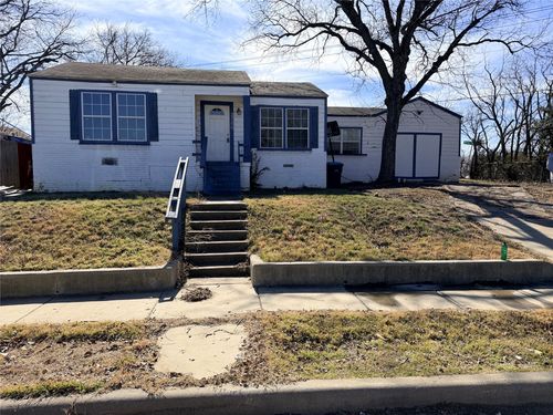 2700 Bideker Ave, Fort Worth, TX, 76105-3901 | Card Image