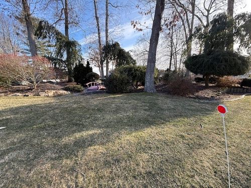 30 Teakwood Dr, Johnston, RI, 02919-2363 | Card Image
