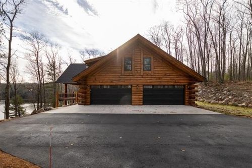 3910 County Rd E, JUNCTION CITY, WI, 54443-9632 | Card Image