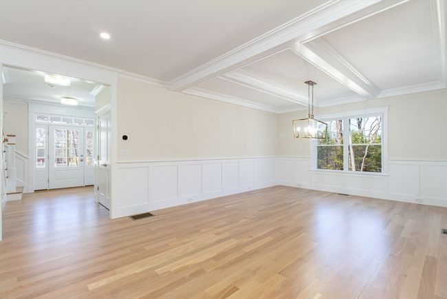 116 Winthrop St, House other with 4 bedrooms, 4 bathrooms and 6 parking in Medway MA | Image 12
