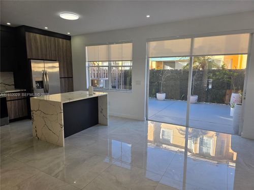 16643-16643 Sw 80th Ter, Miami, FL, 33193-5783 | Card Image