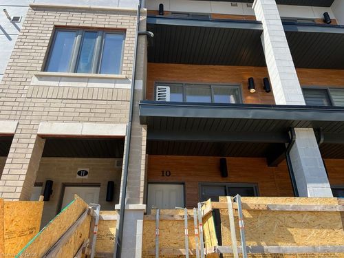 a9-25 Isherwood Ave, Cambridge, ON, N1R0E2 | Card Image