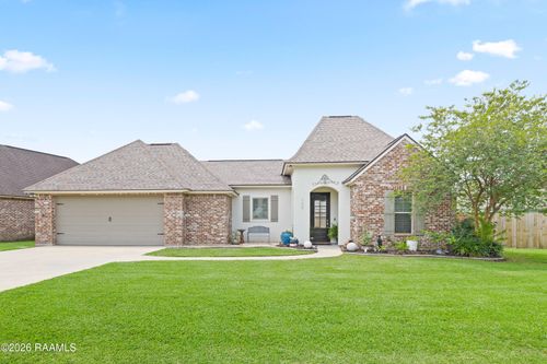 109 Braxton Dr, Youngsville, LA, 70592-5551 | Card Image
