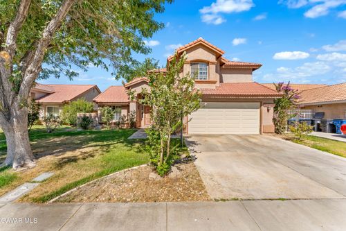 43329 Denmore Avenue, Lancaster, CA, 93535 | Card Image