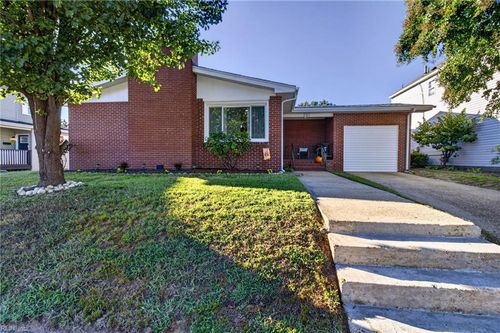231 Blair Ave, Newport News, VA, 23607-6052 | Card Image