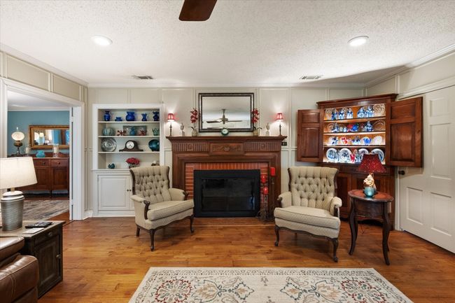 1121 W 3 Rd Ave, House other with 3 bedrooms, 2 bathrooms and null parking in Corsicana TX | Image 7