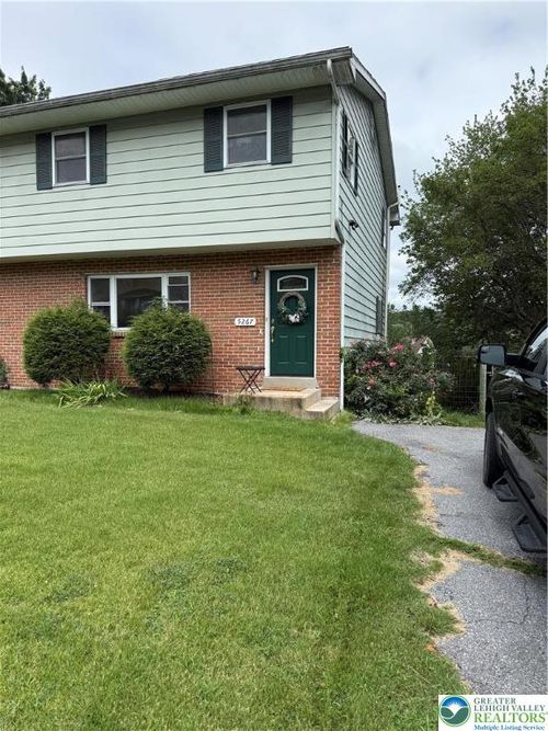5267 Thompson St, GERMANSVILLE, PA, 18053-2021 | Card Image