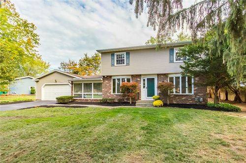15 Stuyvesant Rd, Pittsford, NY, 14534-3022 | Card Image