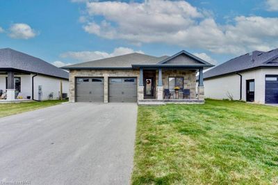 1070 Evans St W, House other with 4 bedrooms, 3 bathrooms and 6 parking in Listowel ON | Image 1