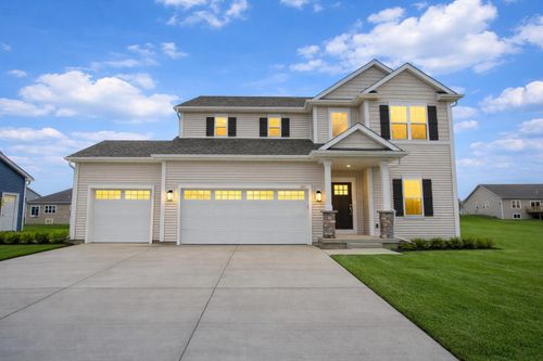 2009 Savannah Dr, Grafton, WI, 53024-1212 | Card Image