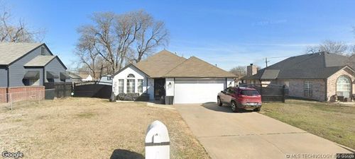 431 E Seminole Pl, Tulsa, OK, 74106-4243 | Card Image
