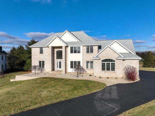 41-W4744 Briar Drive, LAFAYETTE, WI, 53121 | Card Image