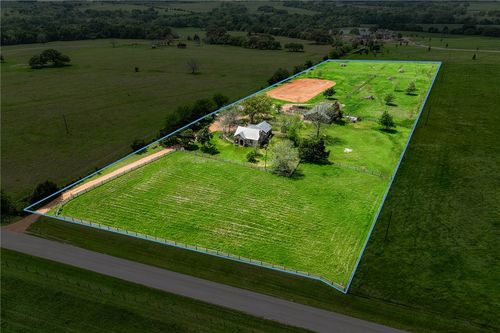 6055 Cedar Hill Road, Brenham, TX, 77833 | Card Image