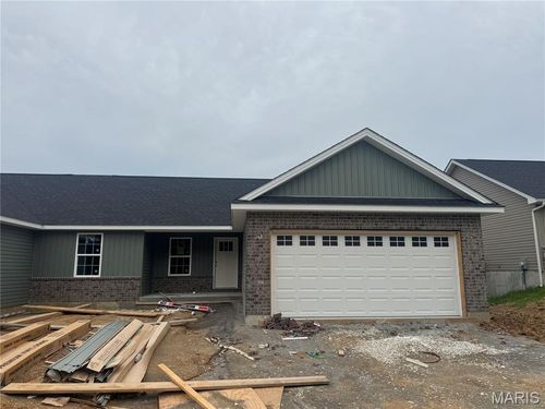 270 Railroad St, Moscow Mills, MO, 63362-1600 | Card Image