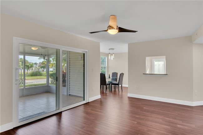 13-3 - 1914 Westminster Cir, House attached with 3 bedrooms, 2 bathrooms and null parking in VERO BEACH FL | Image 6
