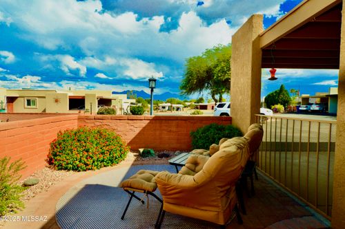724 W Rio San Pedro, Green Valley, AZ, 85614-3928 | Card Image