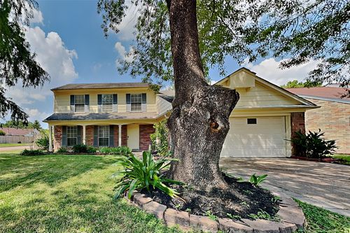 13330 Bridgewalk Ln, Houston, TX, 77041-5889 | Card Image