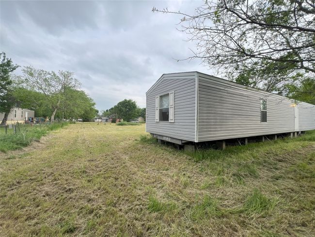 A - 5619 Fm 535, House other with 5 bedrooms, 1 bathrooms and 8 parking in Cedar Creek TX | Image 38