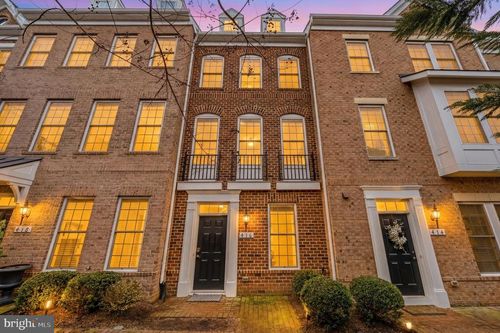 416 Haupt Sq Se, LEESBURG, VA, 20175-3771 | Card Image